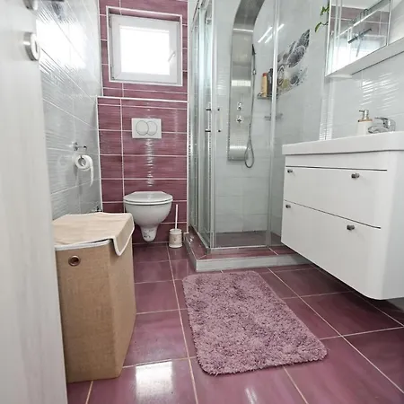 Stone Chiara With Pool And Jacuzzi *